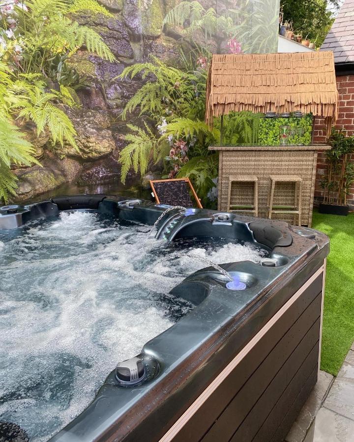 Dawns House Cromford, Peak District, Hot Tub, For 6 - Stunning Views 아파트 외부 사진